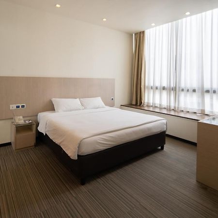 Aqueen Hotel Lavender シンガポール エクステリア 写真